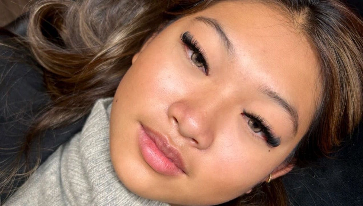 Close-up of eyelash extensions at Dolled Upleeds, Morley, England, GB, showcasing voluminous lashes.