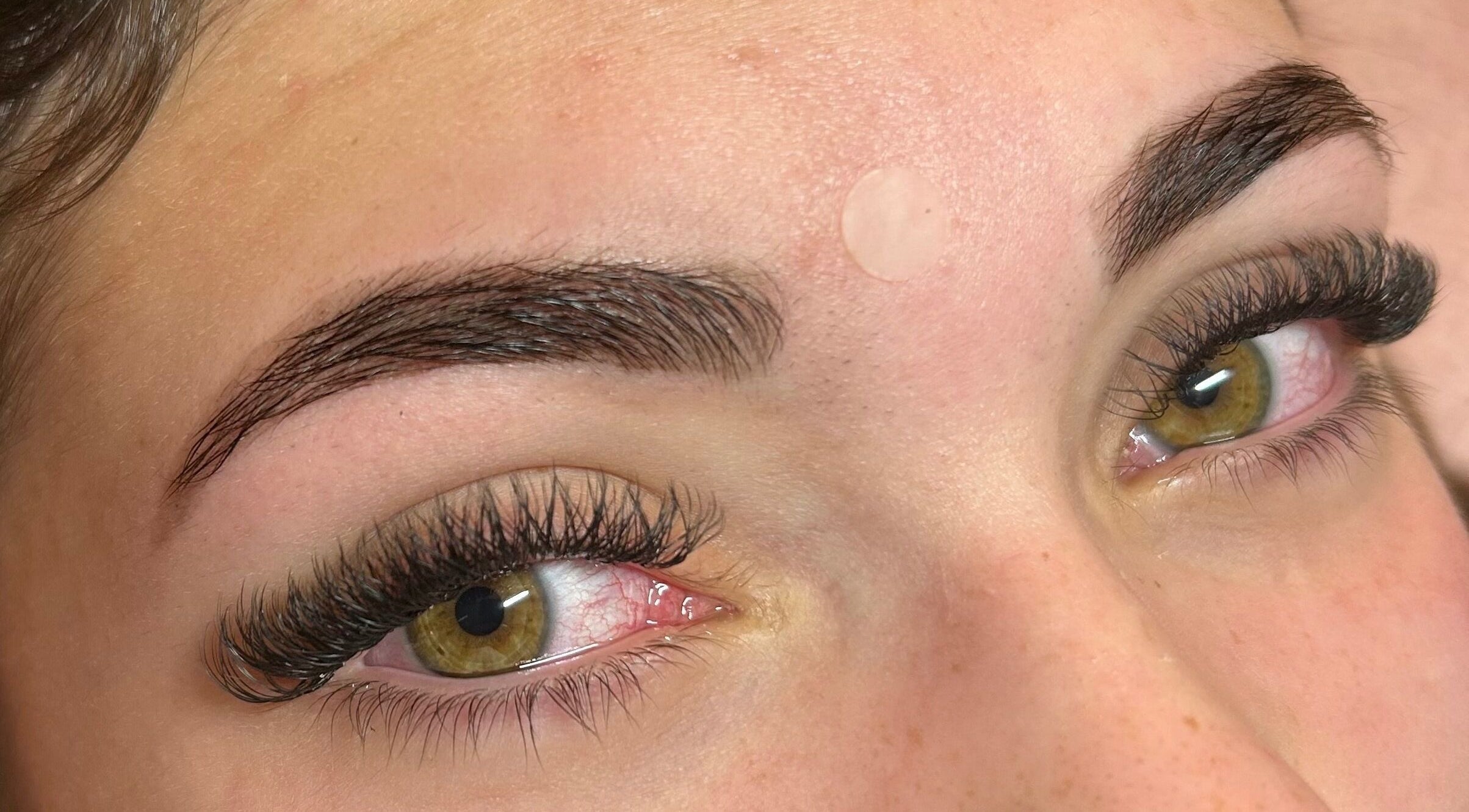 Close-up of expertly styled lashes at SB Beauty in Warfield, England, GB showcasing intricate lash detail.