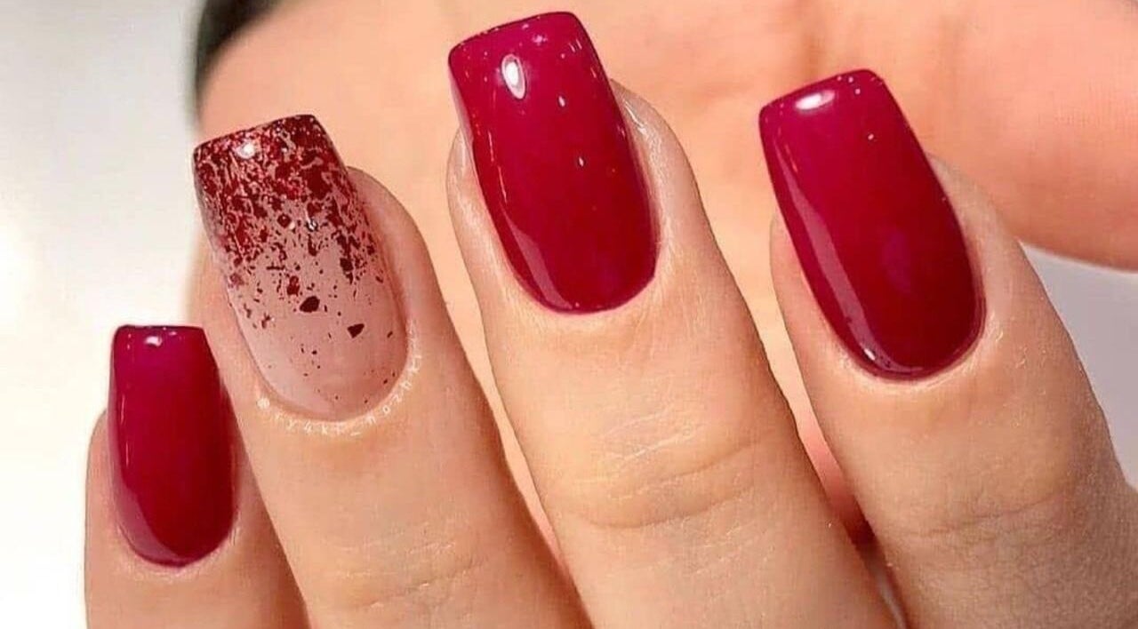 Elegant red nails with glitter by Nails and Lashes by Merilyn, Cape Town, Western Cape, ZA.