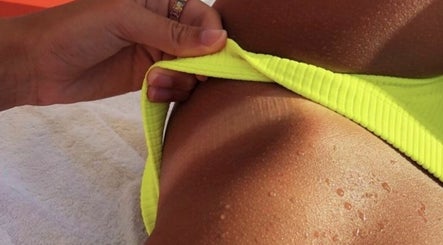 BAY2 Tan image 3