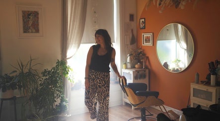 Gambar Ines Olivia Milo 2