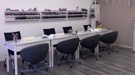 CJP Nail And Beauty Bar kép 2