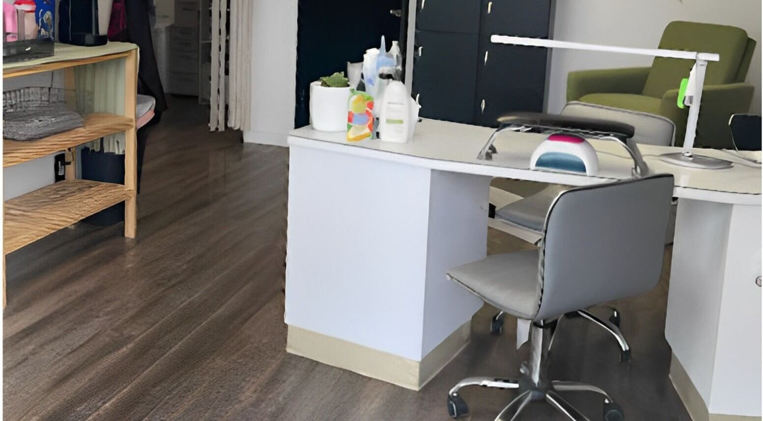 Modern nail salon desk at Willow's Place, Caldwell, Idaho, US offering a tranquil beauty experience.