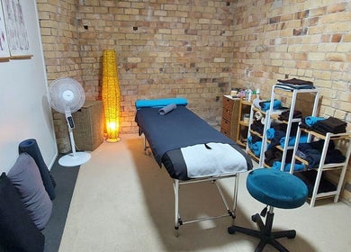 Peaceful massage room at Prime Massage Therapy (Onehunga), Auckland, NZ with a cozy setting for relaxation.