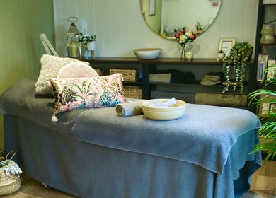 Relaxing massage room at Beauty by Pippa, Burton upon Trent, England, GB with cozy decor and spa essentials.