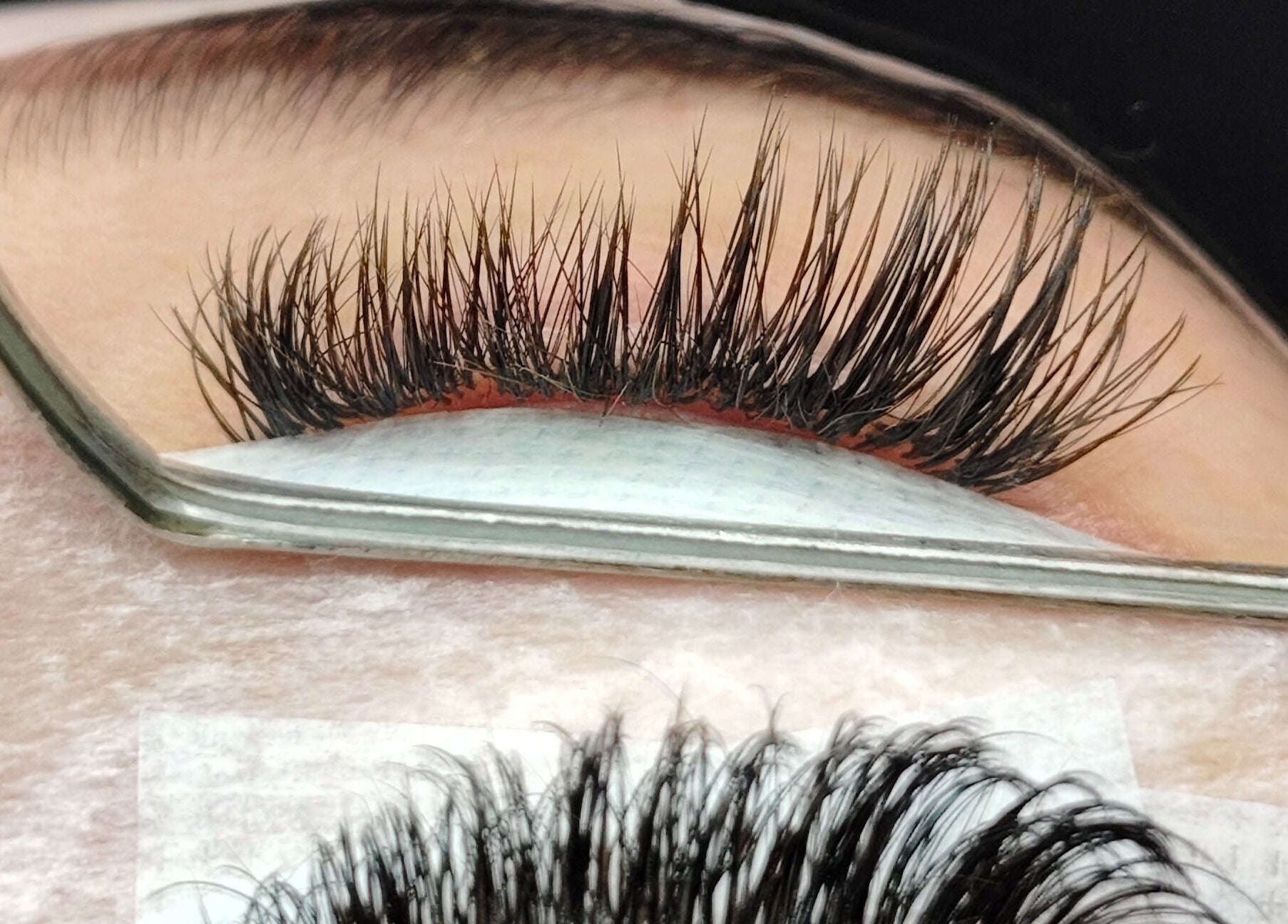 Close-up of volume lashes at Lashes by Jodene, Kempton Park, Gauteng, ZA. Reflects precision lash extensions.
