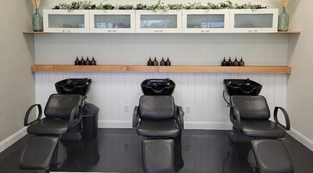 Malia & Co. Salon and Spa – obraz 2