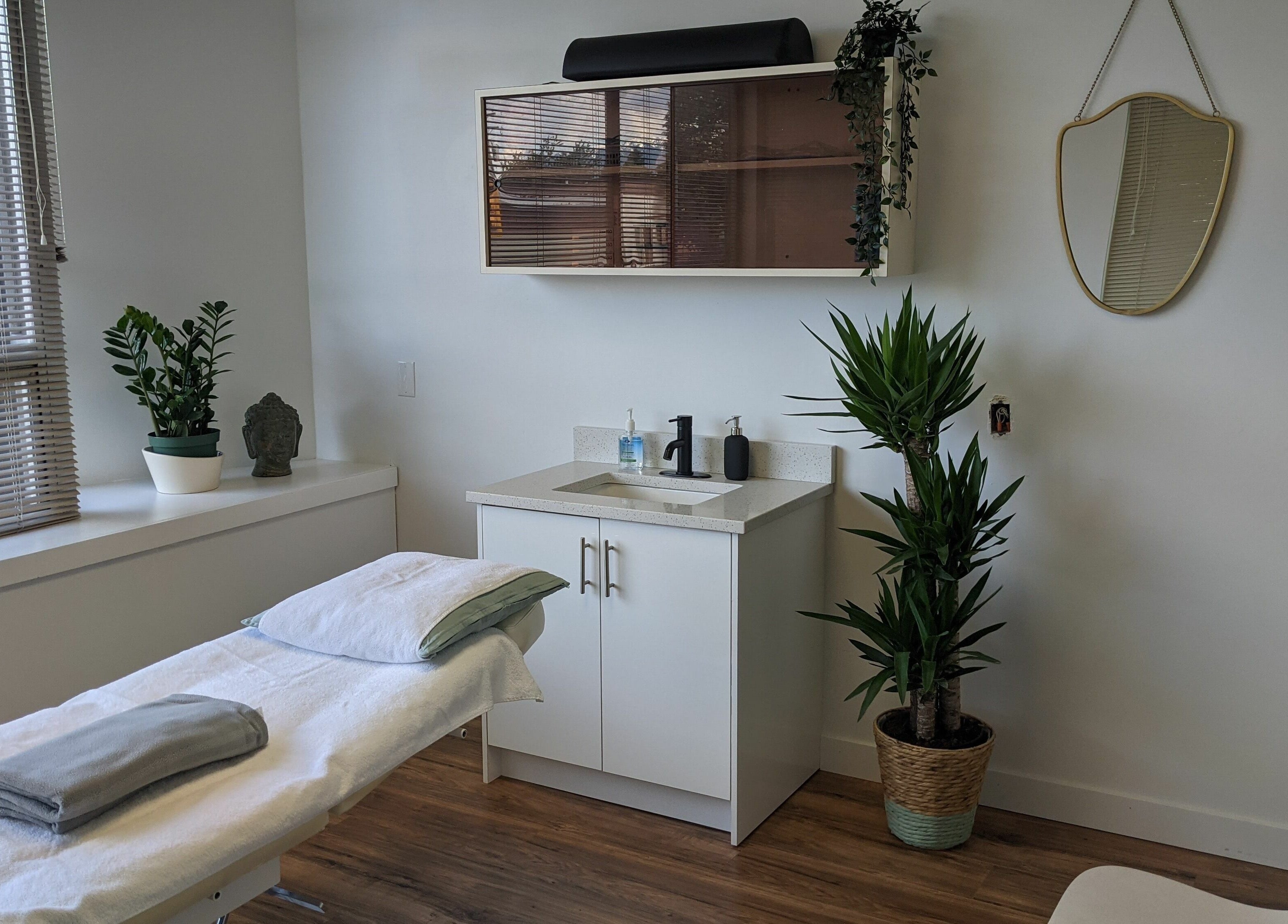 Relaxing treatment room at Clarico Electrolysis + Advanced Aesthetics, Vancouver, British Columbia, CA.