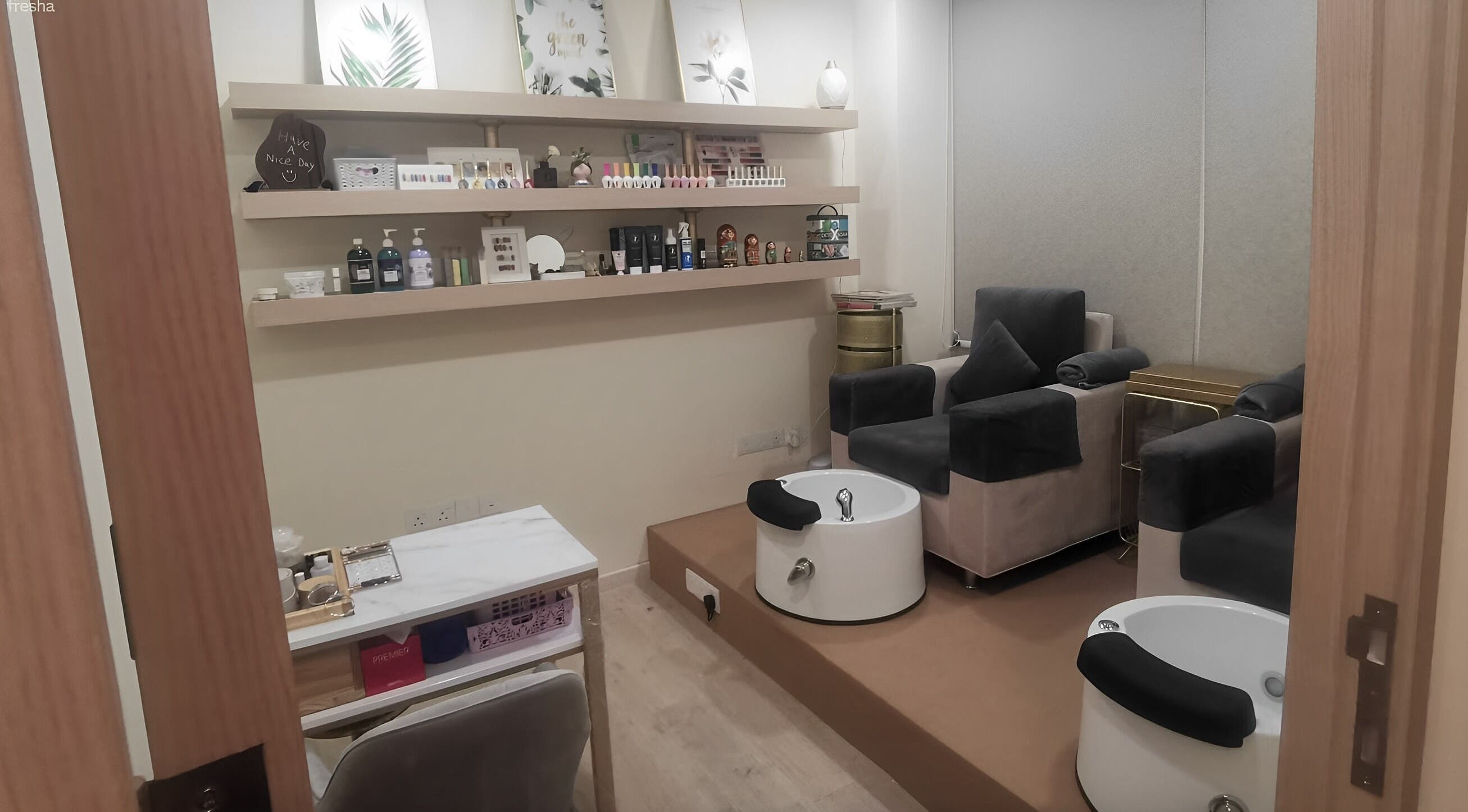 M Nail Bar Studio in Gelang Patah, Johor, MY offers plush manicure and pedicure seats in a calm, elegant setting.