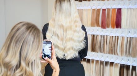 Lola Hair Extensions imagem 2