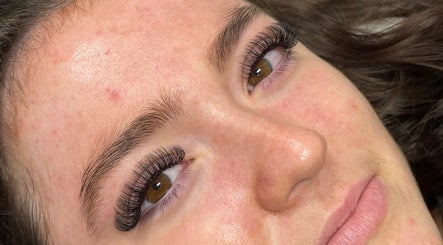 Lashed by King | Lashes&Brows | Ongar