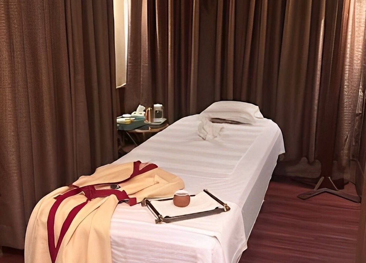 Relaxing massage room at Chaitanya Health & Wellness Pvt. Ltd., Lalitpur, Bagmati Province, NP with cozy decor.