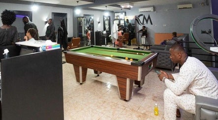 1 COIFFURE CM SIEGE SOTUBA  image 2