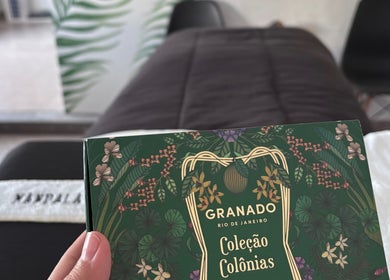 Ambiente relajante en #Mandala, Olavarría, Provincia De Buenos Aires, AR con cama de tratamiento y libro verde.
