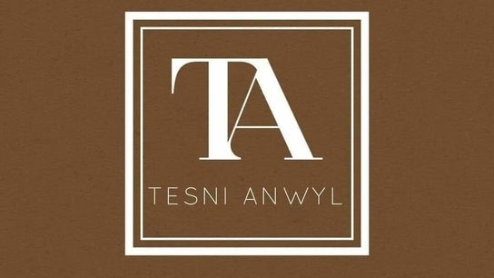 Tesni Anwyl - Reflexologist & Beauty Therapist