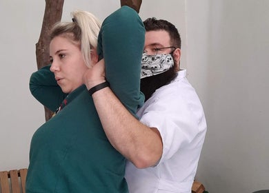 Sessão de terapia com Jean Terapeuta em São Paulo, São Paulo, BR, destacando técnicas de relaxamento.