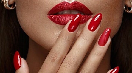 Nails by Michela