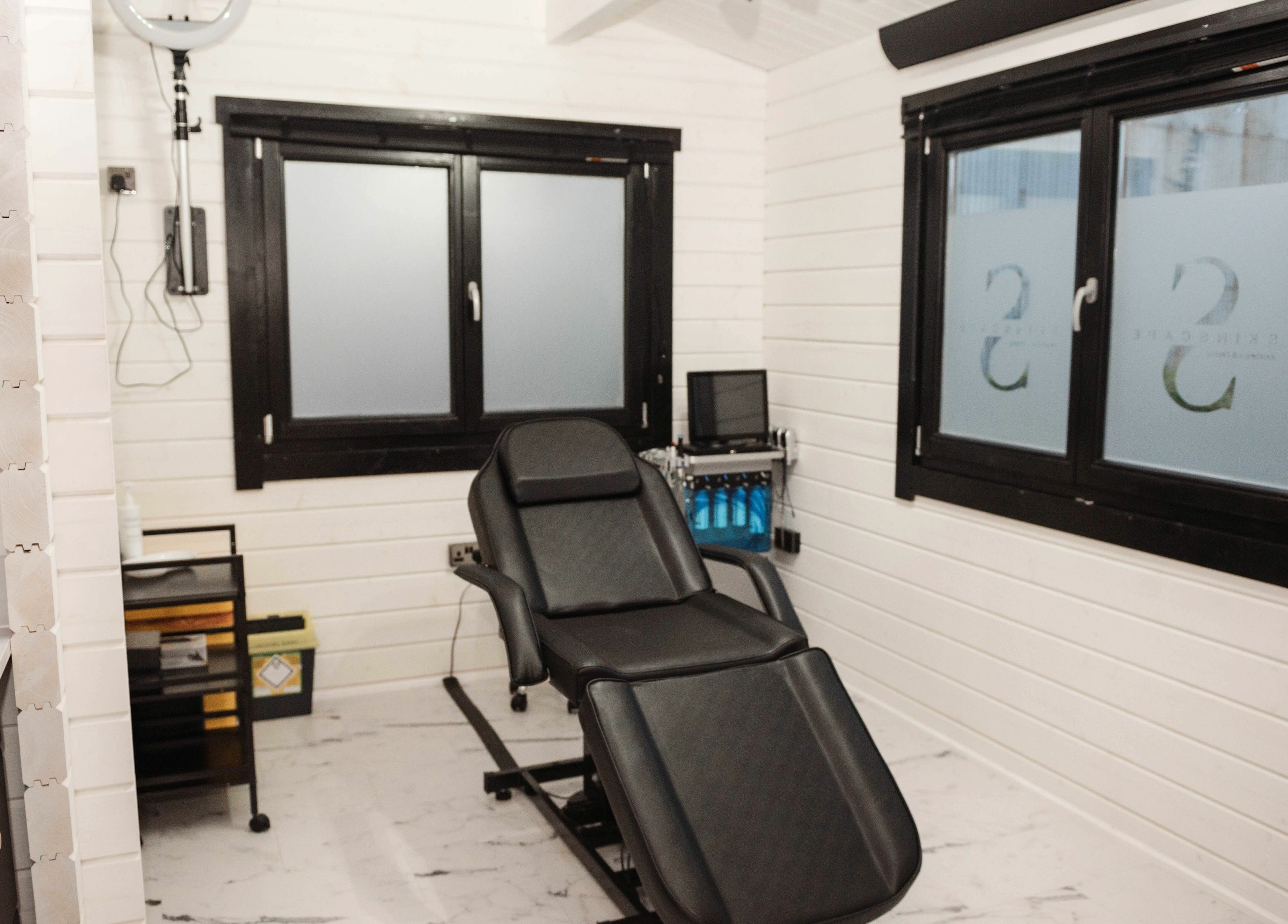 Contemporary treatment room at Skinscape Aesthetics & Beauty Kelso, KELSO, Scotland, GB, featuring a reclining chair.