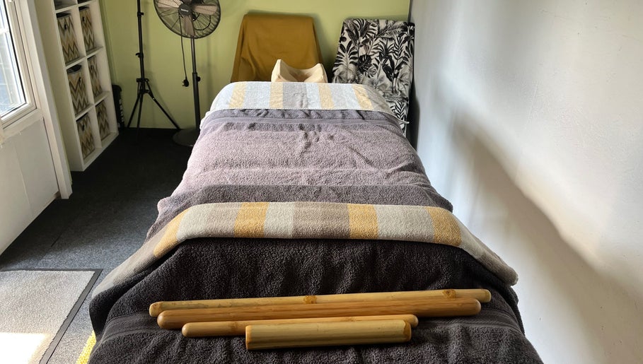 Immagine 1, Honey Sage Holistic Therapies