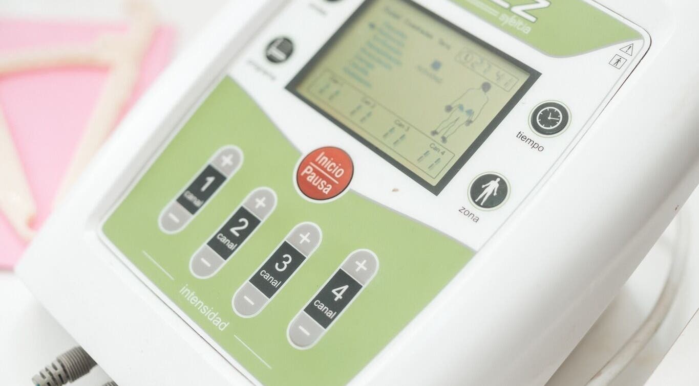 Dispositivo de electroestética en Espacio Malaquita, La Plata, Provincia de Buenos Aires, AR.