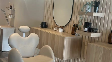 Bespoke Health & Beauty image 2