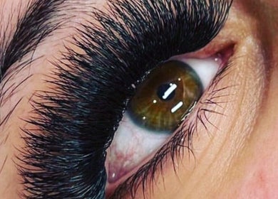 Close-up of a perfectly styled eyelash extension at L.ash Beauty, Melbourne, Victoria, AU.