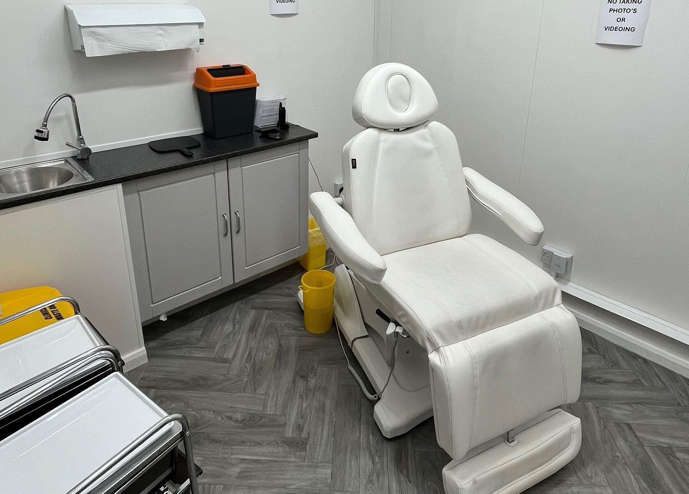 Comfortable treatment chair at Expressions of Lancaster, Lancaster, England, GB with modern facilities.