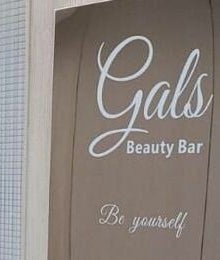Gals Beauty Bar – obraz 2