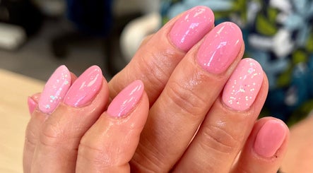 Eva May’s Beauty & Holistic Therapy