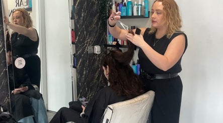 Science Behind Hairdressing afbeelding 2