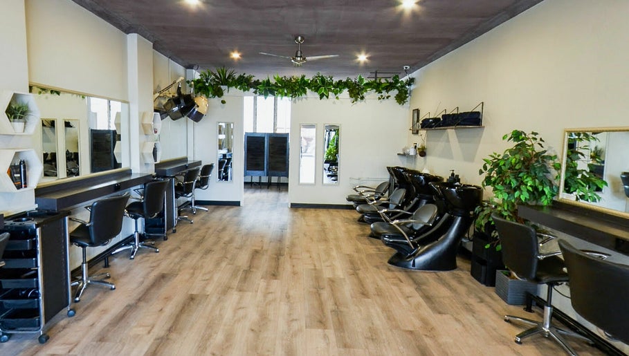 The Chermside Cut Above Salon image 1
