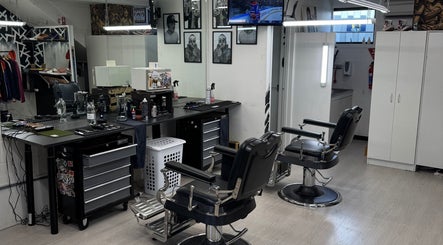 Three Diamonds Barbershop