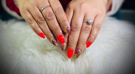 JEWLS Nails & Beauty