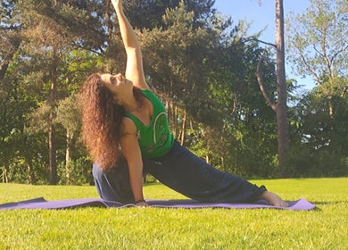 Outdoor yoga with Giovanna Baistrocchi, Energy therapist & Body Wisdom coach, Craigavon, Northern Ireland, GB.