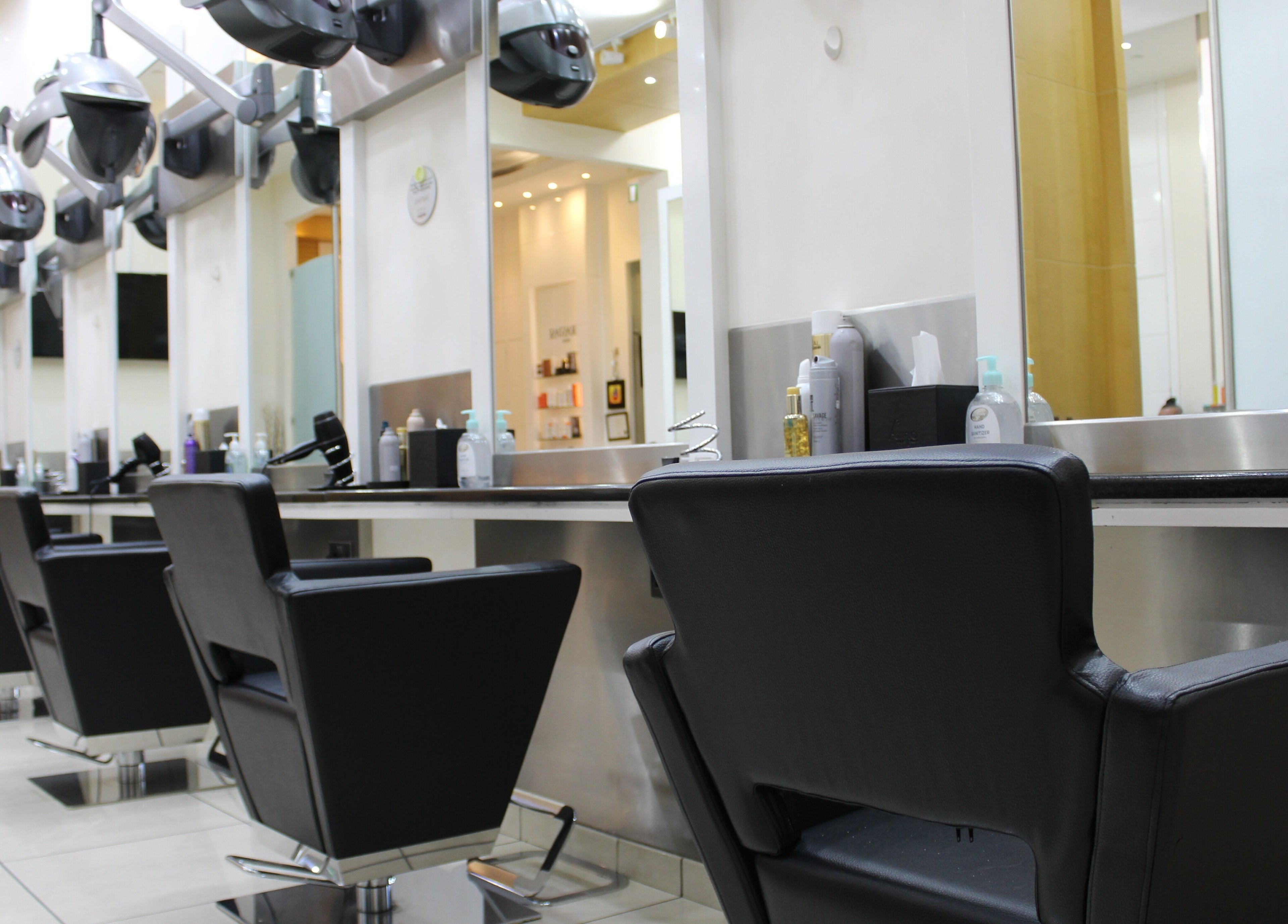 Elegant salon setup at Amro - The Collection Mall - Abu Dhabi, luxurious beauty destination in Abu Dhabi, AE.