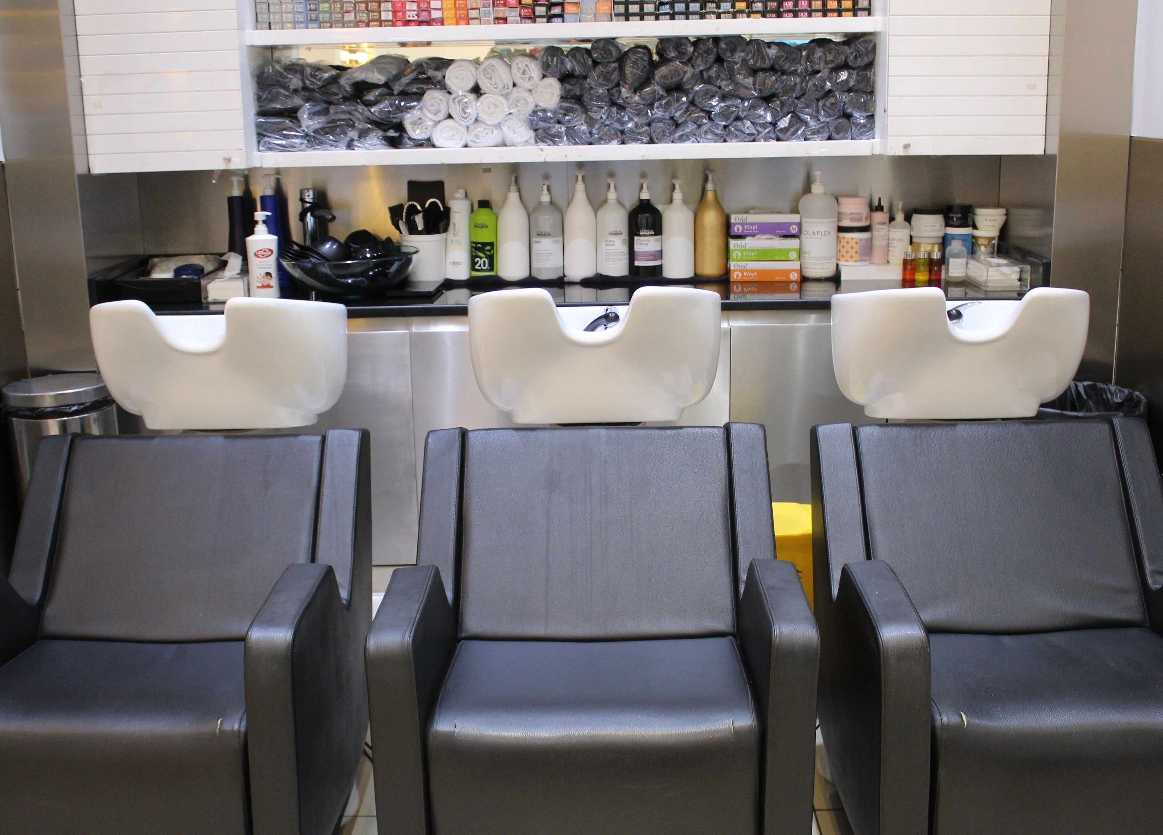 Amro - St.Regis Saadiyat Island - Abu Dhabi features sleek salon chairs. Abu Dhabi, Abu Dhabi, AE.