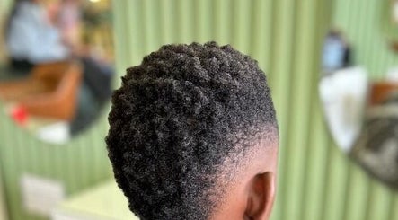 Hair by Puleng