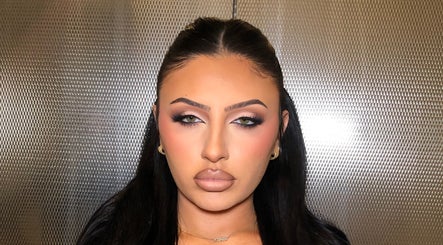 Tara Neave Makeup图像3