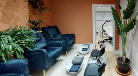 Skip The Filter Fulham Beauty image 2