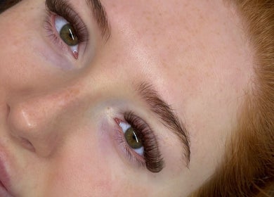 Close-up of perfect eyelashes from Eyelashes By Ems in Leatherhead, England, GB.