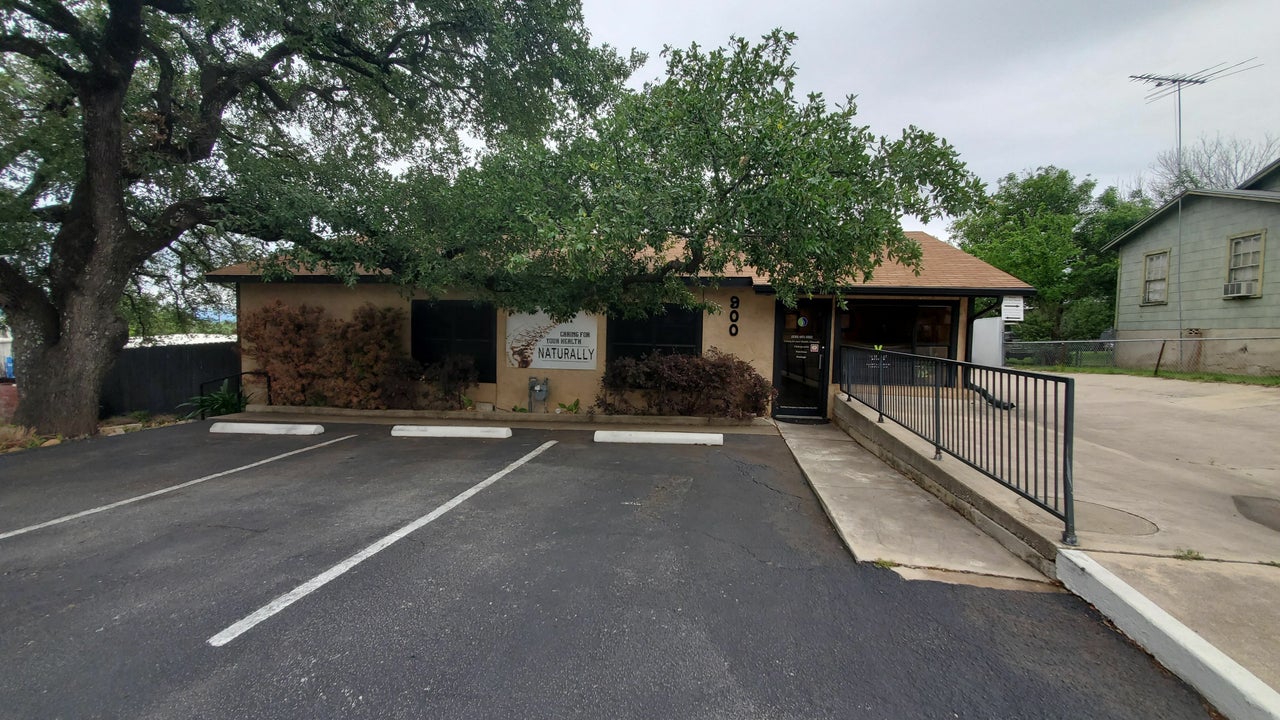 Highland Lakes Health Club LLC. 900 Avenue J Marble Falls Fresha