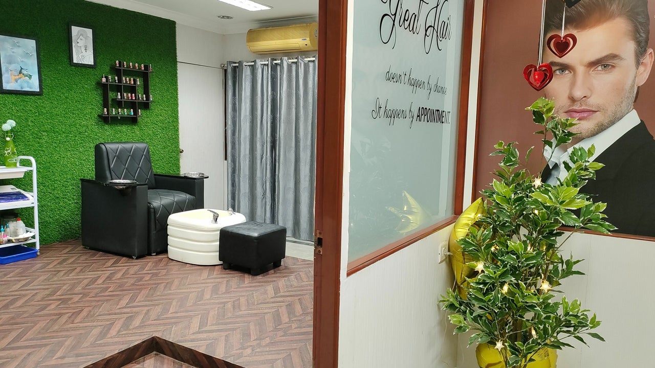Best salons for permanent hair straightening and hair relaxing in Chennai |  Fresha