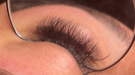 BeautyLashes image 2