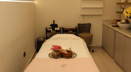 Skin Glow Facial Center imagem 2