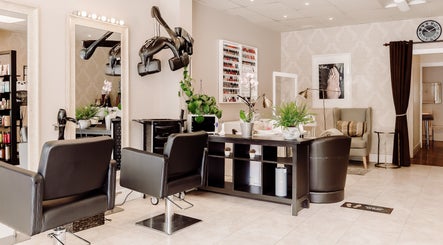 Duchess Hair & Beauty image 2