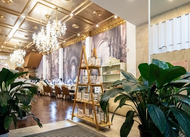 Luxurious interior of Timeless Style in Melbourne, Victoria, AU, featuring chandeliers and elegant decor.