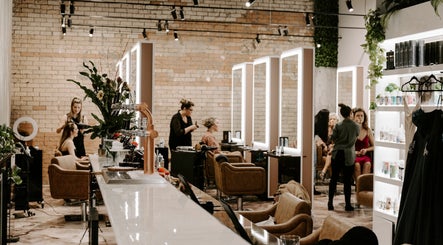 Luppinos Luxury Hair Salon Brisbane City image 2
