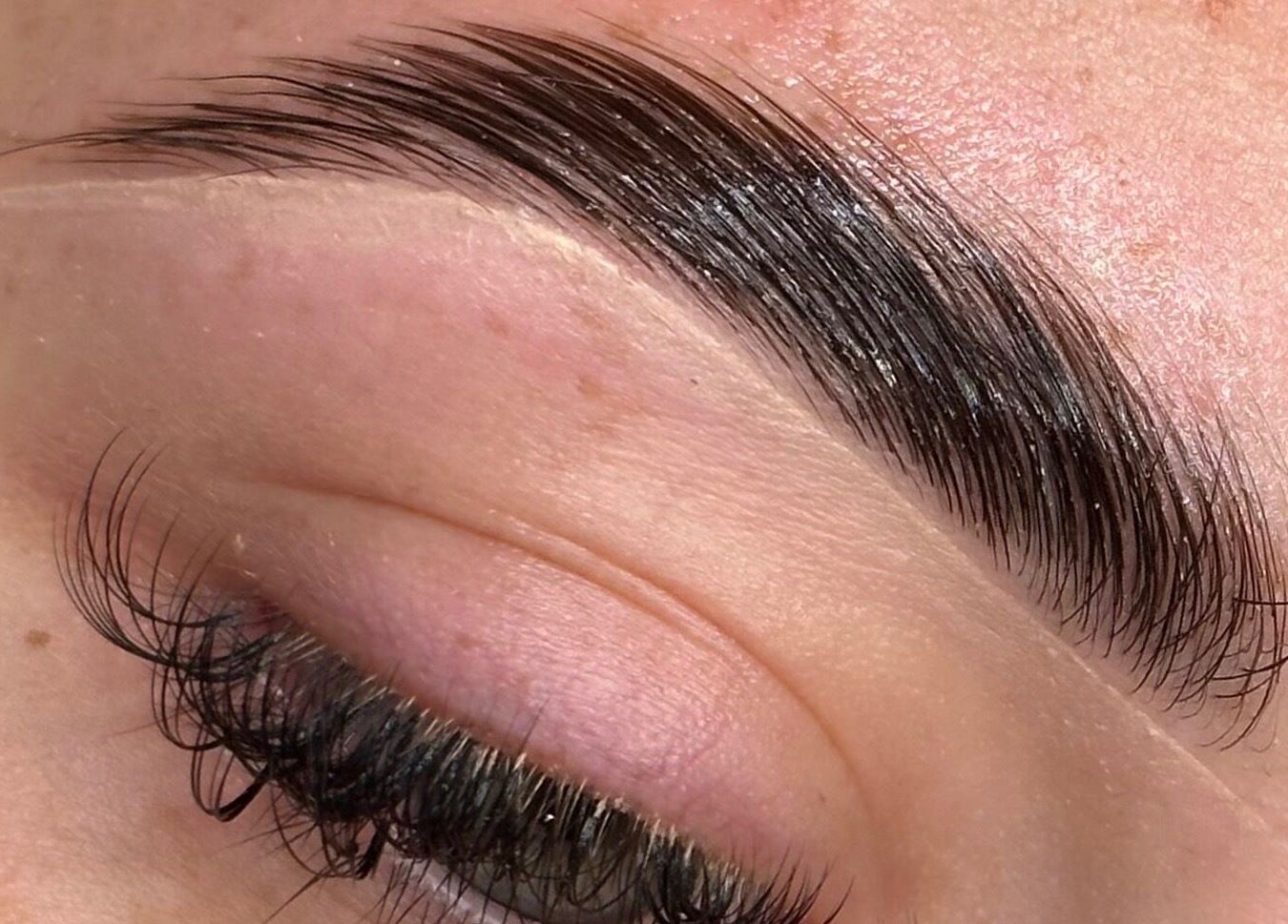 Close-up of expertly shaped brows and lashes from AR Lashes and Brows in Crayford, England, GB.