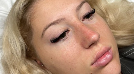 Close-up of eyelash extensions at EK Beauty, Fareham, England, GB, showcasing detailed lash work.