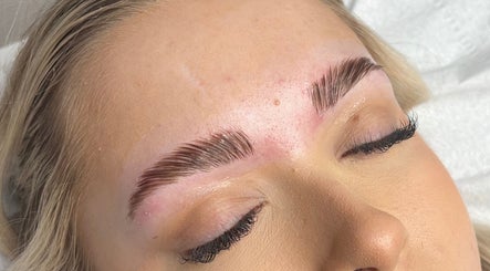 Close-up of styled eyebrows at EK Beauty, Fareham, England, GB, showcasing expert beauty services.